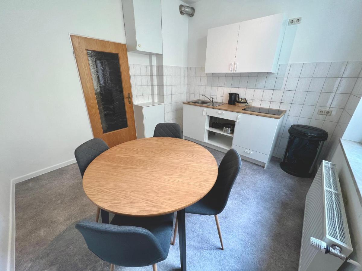 7 Betten Zentrale Lage Bahn Messe Apartment Ганновер Экстерьер фото